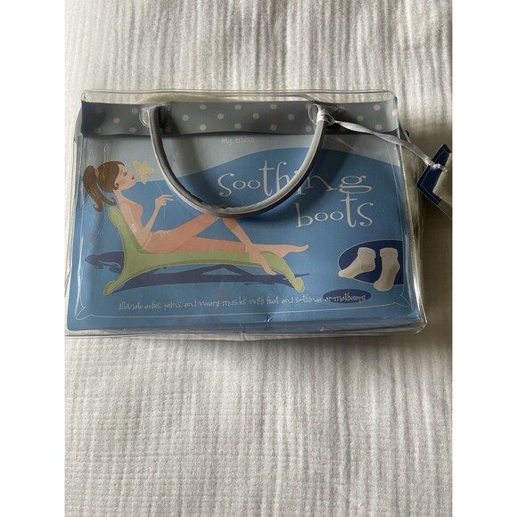 My Bliss Soothing Spa Boots Aromatherapy Microwaveable White - Picture 2 of 9